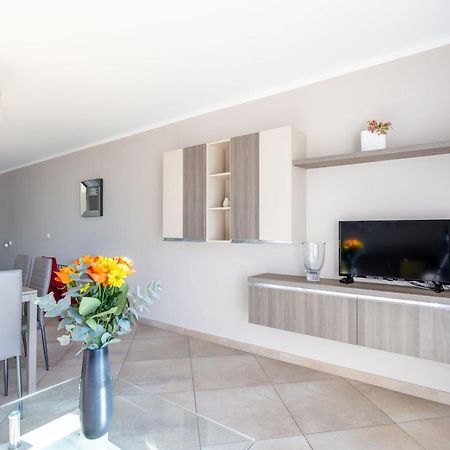 Le Midi 8 By Estates Cannes Exterior photo