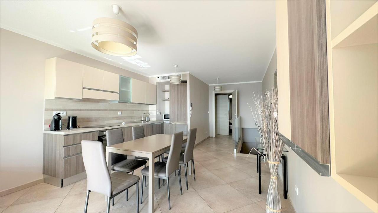 Le Midi 8 By Estates Cannes Exterior photo