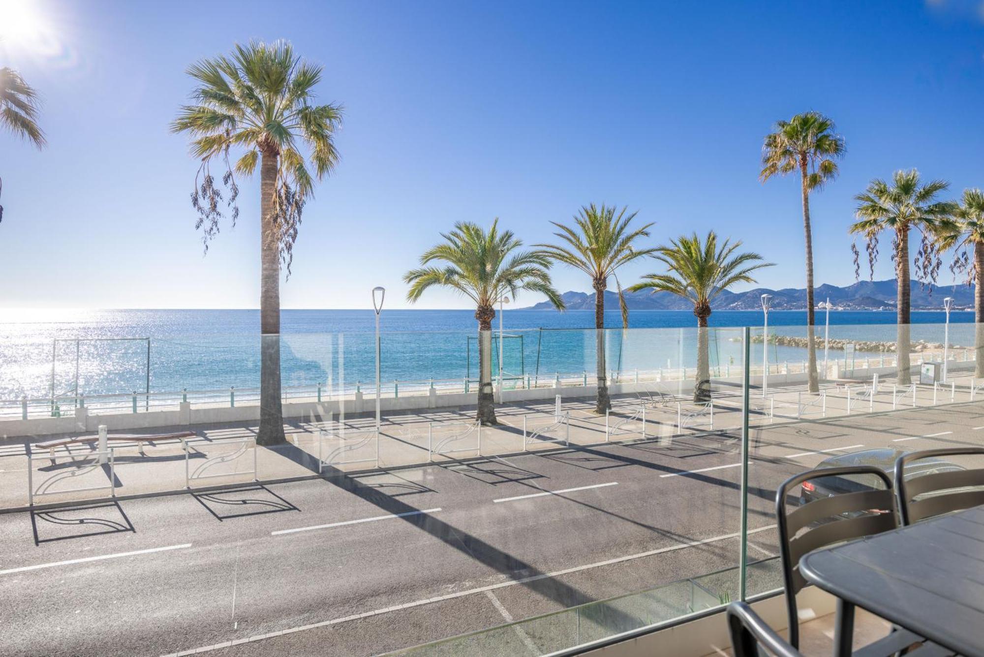 Le Midi 8 By Estates Cannes Exterior photo