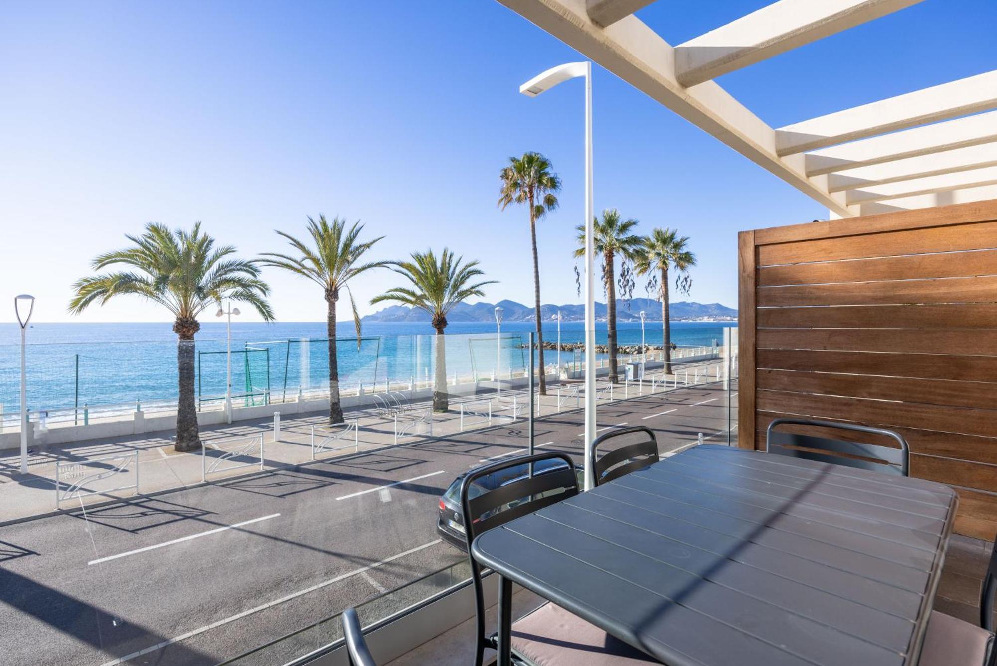 Le Midi 8 By Estates Cannes Exterior photo
