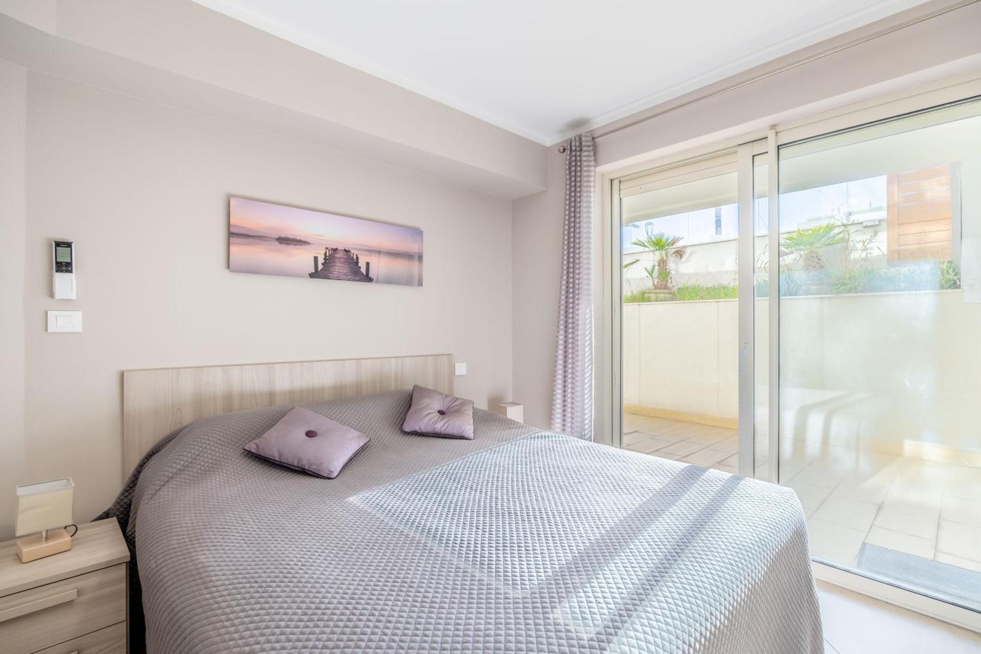 Le Midi 8 By Estates Cannes Exterior photo